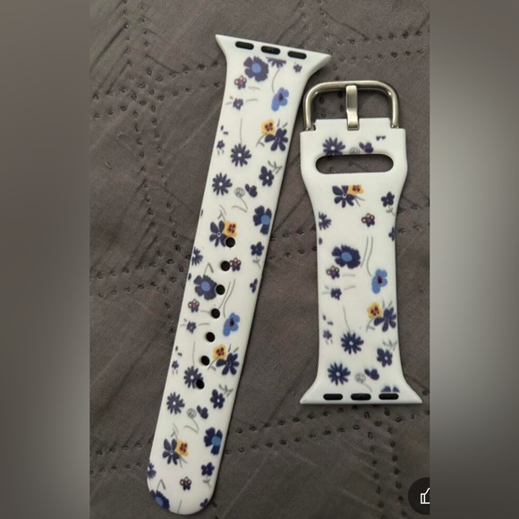 SOLD NEW WATCH BAND WHITE FLORAL PRINT SIZE 48 x 40Mm NEVER USED - Picture 3 of 7